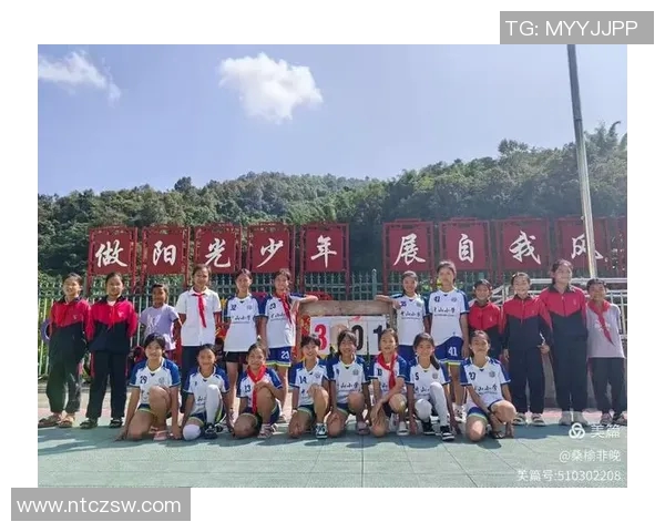 噗噗足球球星燃情绿茵逐梦未来展现无限激情魅力风采 噗噗足球球星燃情绿茵逐梦未来展现无限激情魅力风采